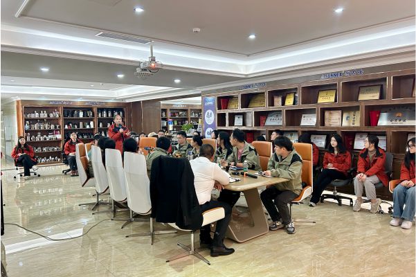 Kawruh Produk Sunnex lan Latihan Skills Bisnis sing Dianggo ing Kantor Shenzhen